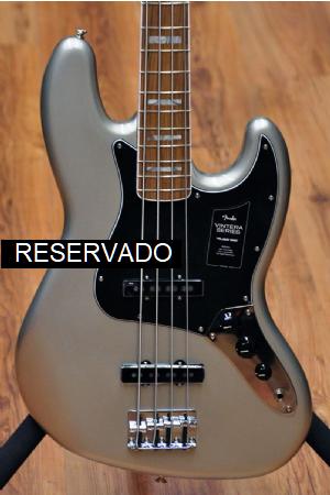 Fender Vintera 70s Jazz Bass Inca Silver Fender Vintera 70s Jazz Bass Inca Silver